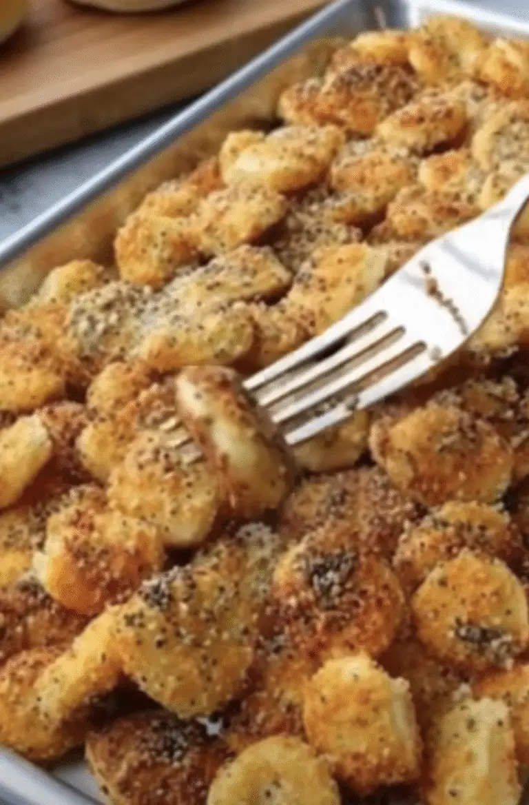 2-Ingredient Everything Bagel Puff Pastry Bites That Disappear Fast