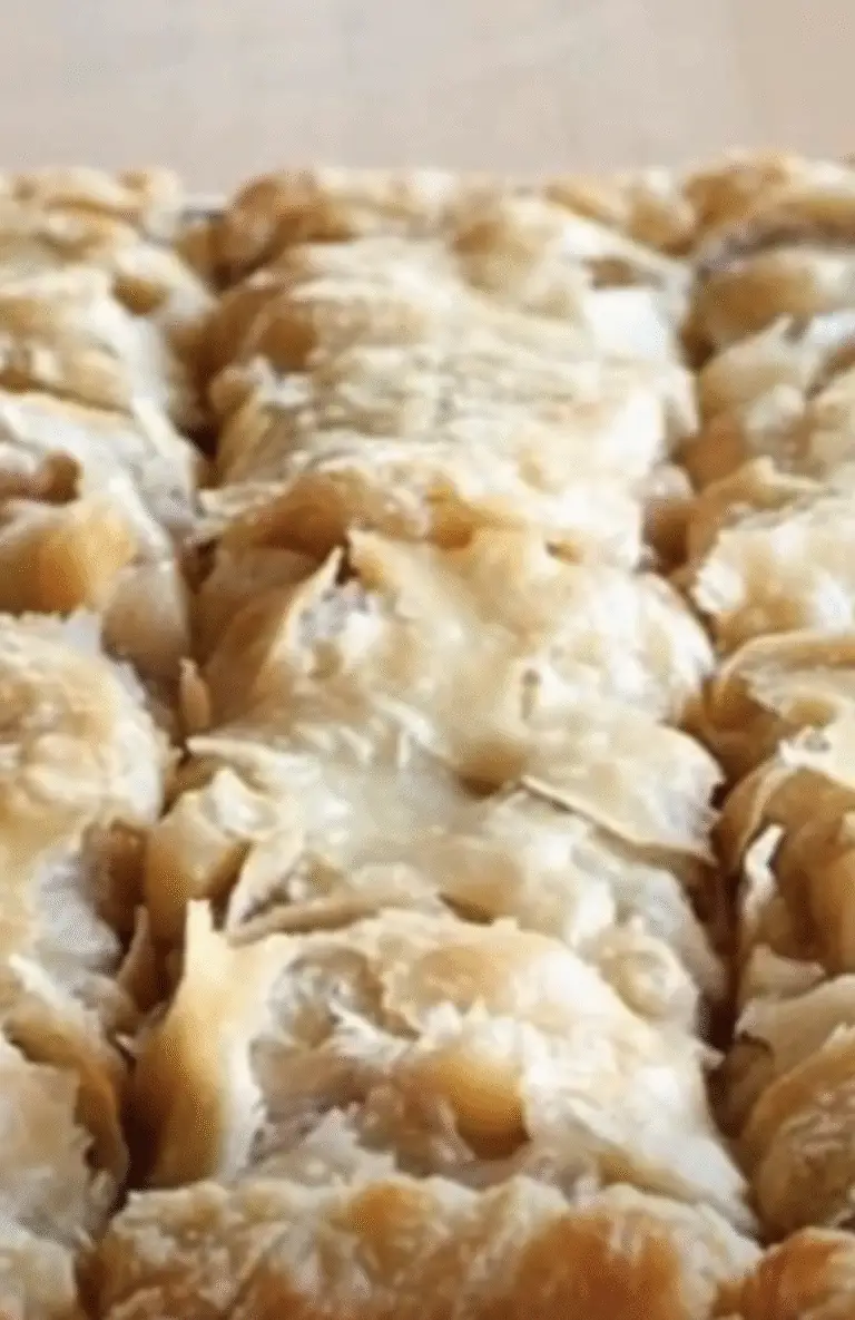 Apple Slab Pie That Feeds a Crowd with Cozy, Classic Flavor