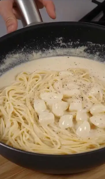 Creamy Garlic Pasta That Everyone Craves