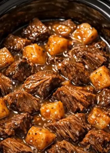 4-Ingredient Slow Cooker Beef Tips & Potatoes
