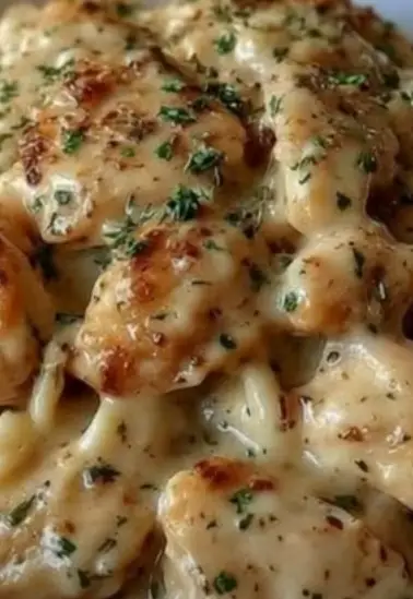 One-Pan Chicken with Buttered Noodles That Feels Like a Warm Hug