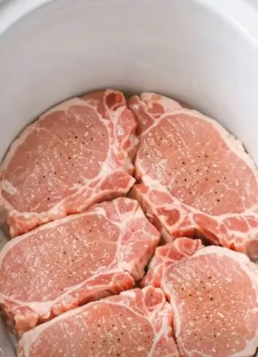 5-Ingredient Slow Cooker Honey Garlic Pork Chops